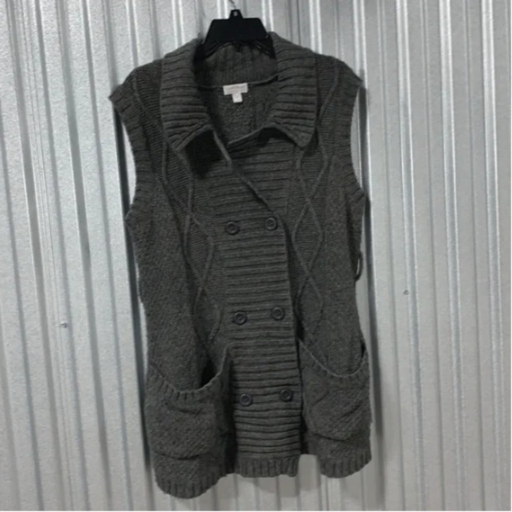Maternity Knitted Vest with Pockets and Straps for Belt